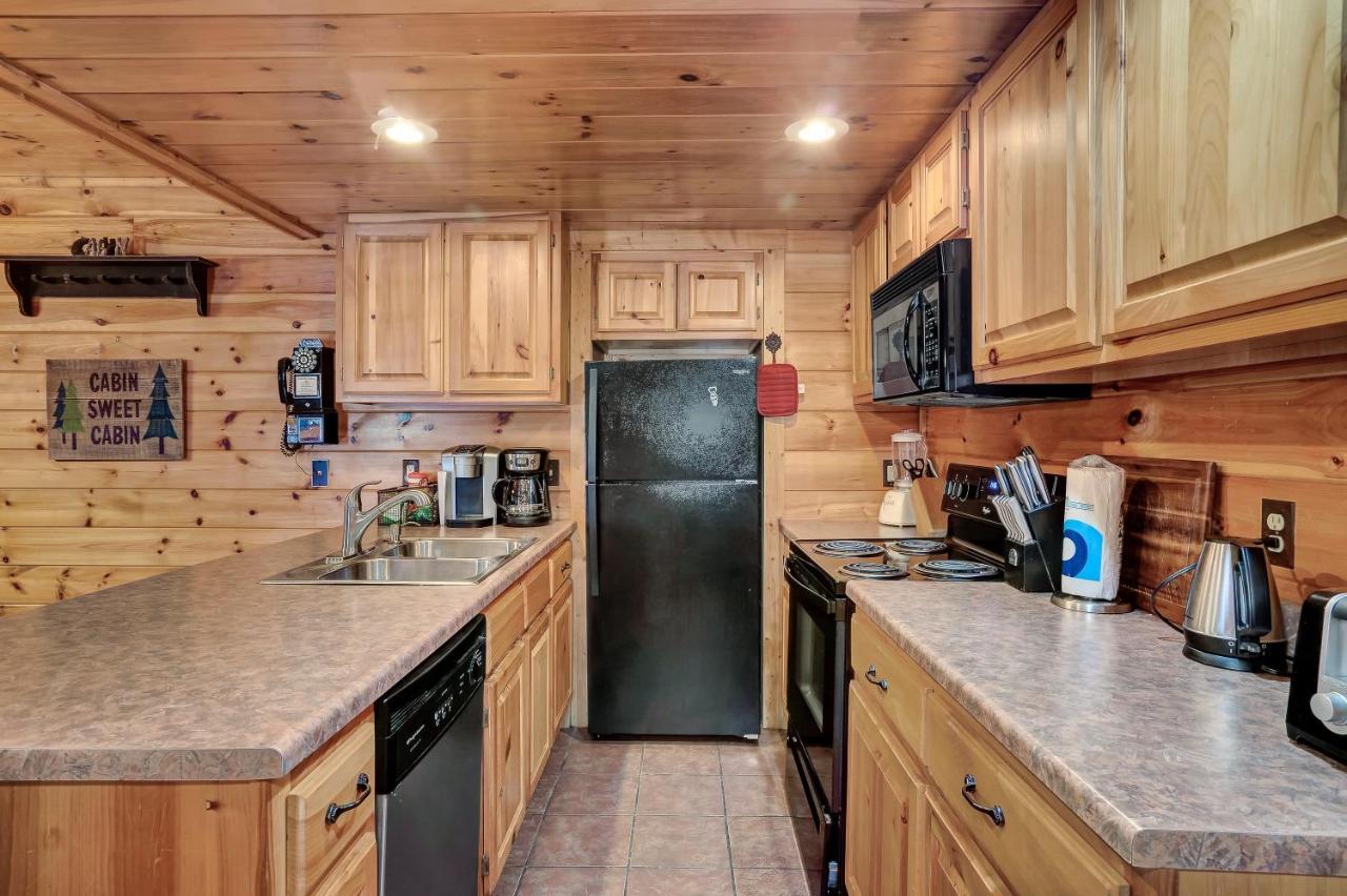 Goldilocks' Honey Pot Villa Pigeon Forge Bagian luar foto