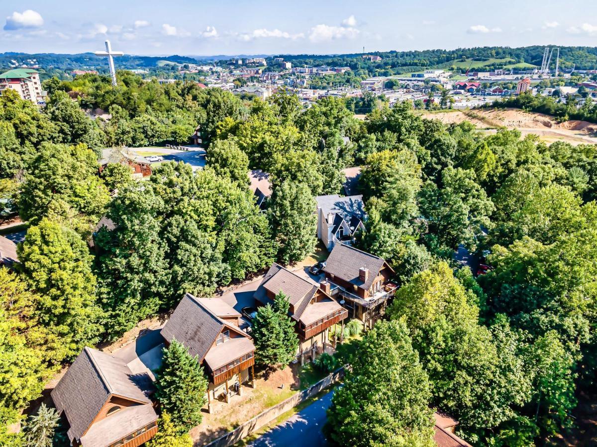Goldilocks' Honey Pot Villa Pigeon Forge Bagian luar foto