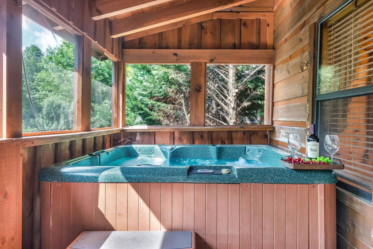 Goldilocks' Honey Pot Villa Pigeon Forge Bagian luar foto